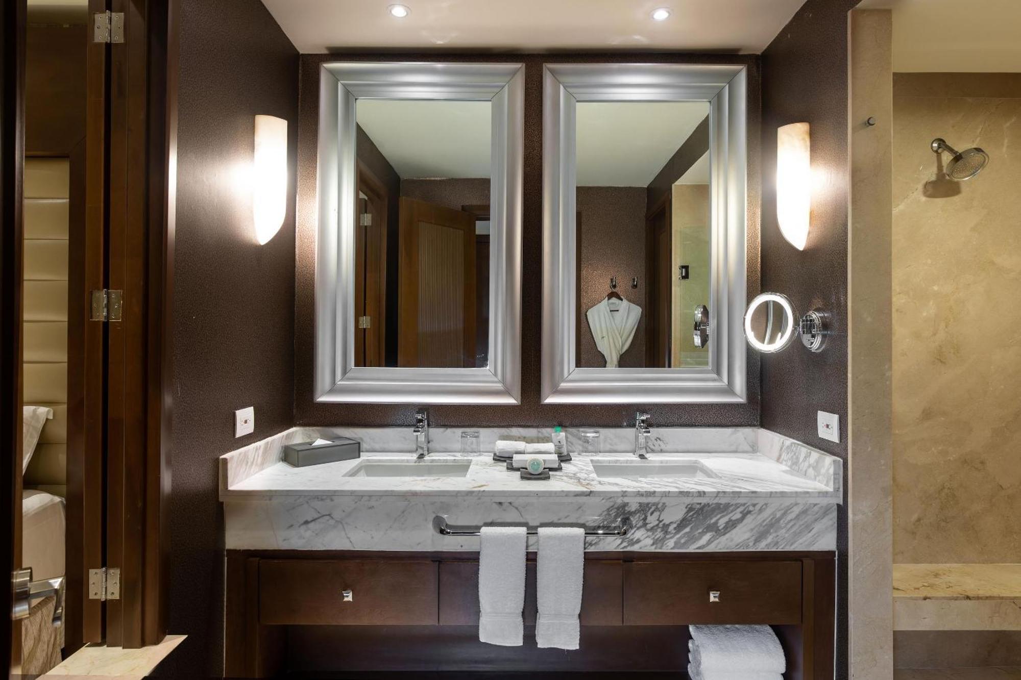 Grand Presidential Suite,1672606955:JPEG
