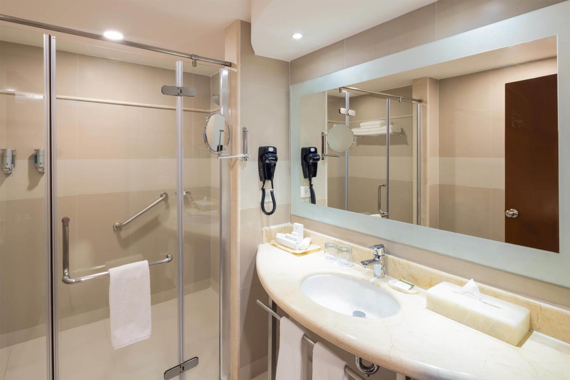 Double Ocean Front Premium Level