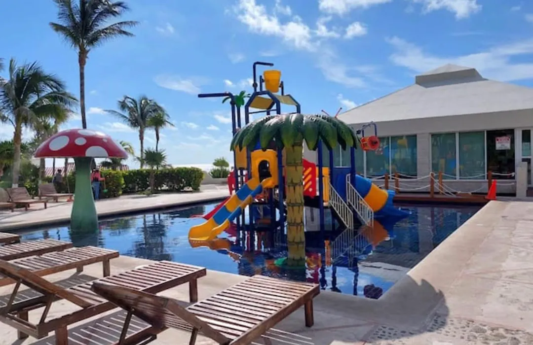 Cancun Studio Overlooking The Lagoon-1