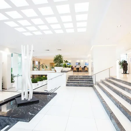 Krystal Cancun-2