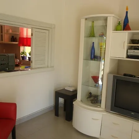 Residencia Los Encantos-2